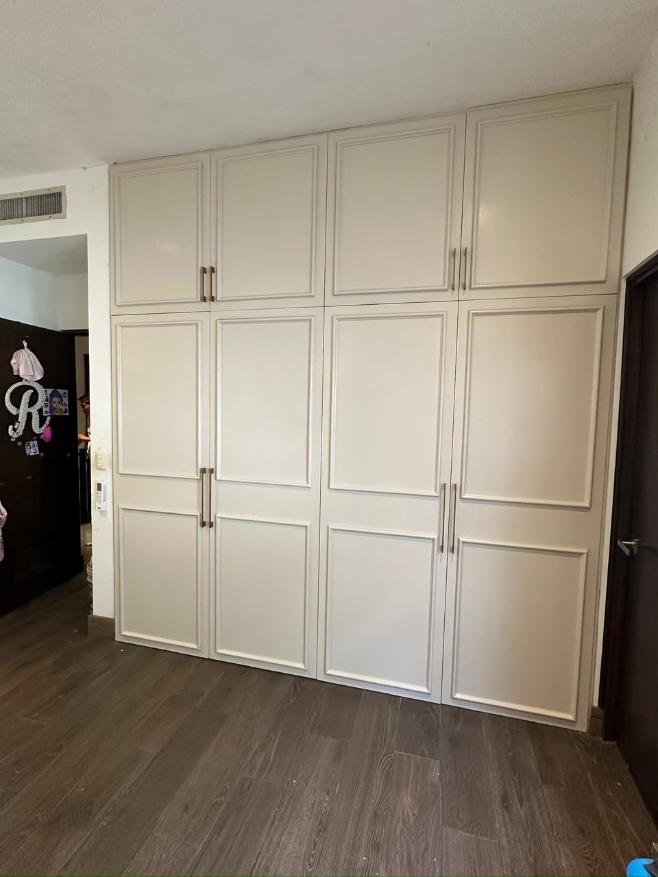 Closet 04